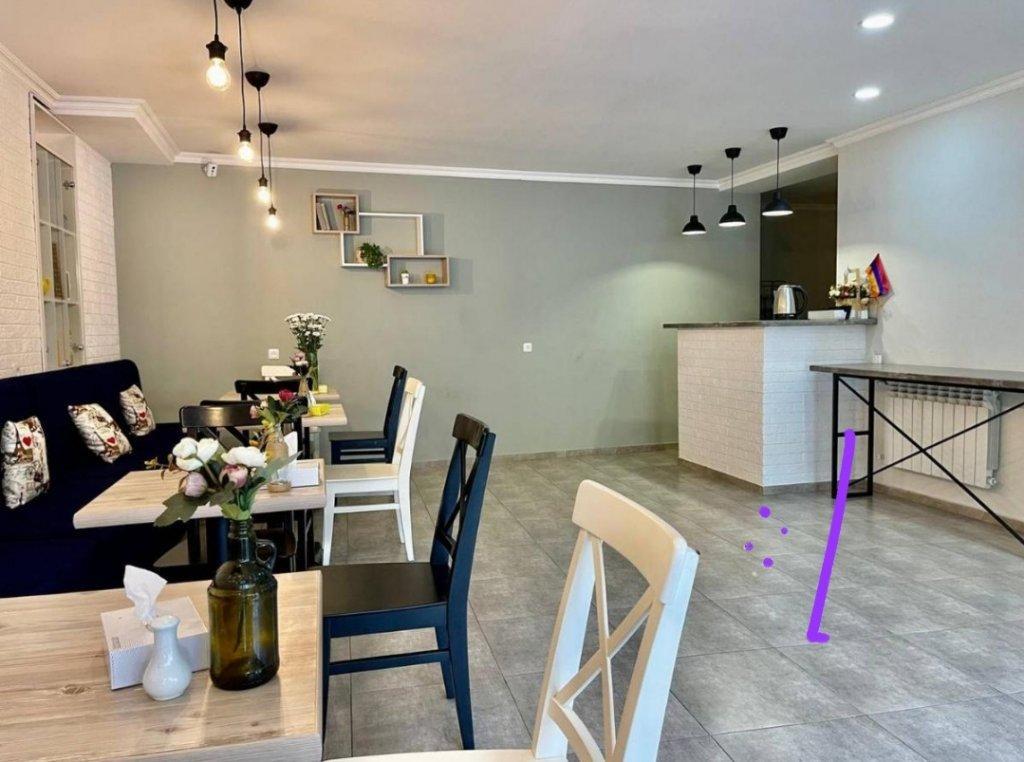 Merien Hotel 耶烈万 外观 照片